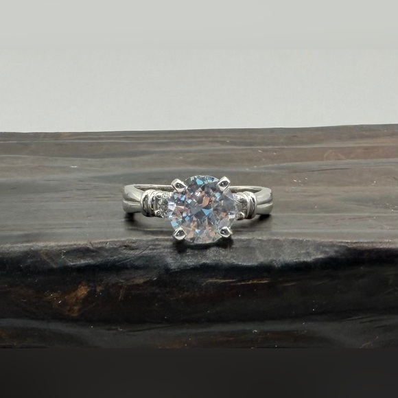 925 Sterling Silver CZ Solitaire Ring - Picture 3 of 13